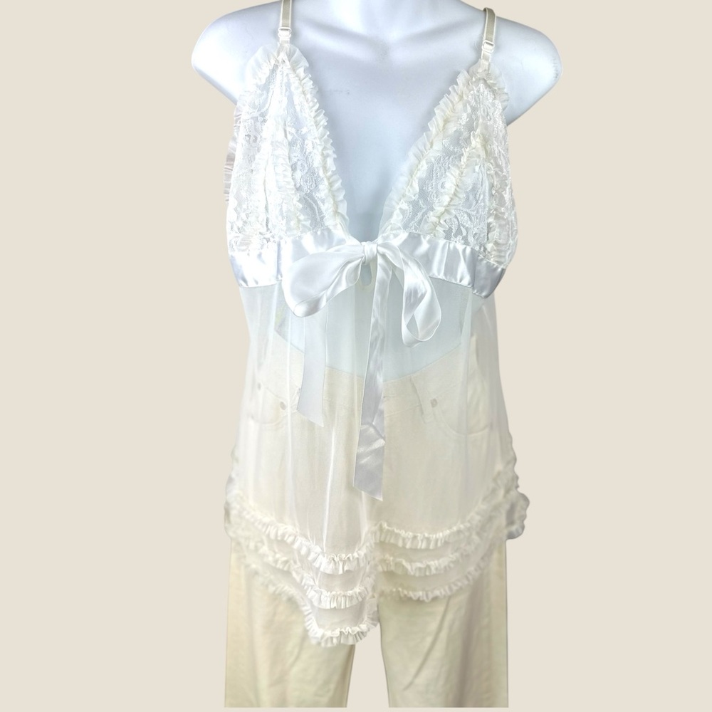 Frederick's of Hollywood Size XL White Lace Chemise babydoll